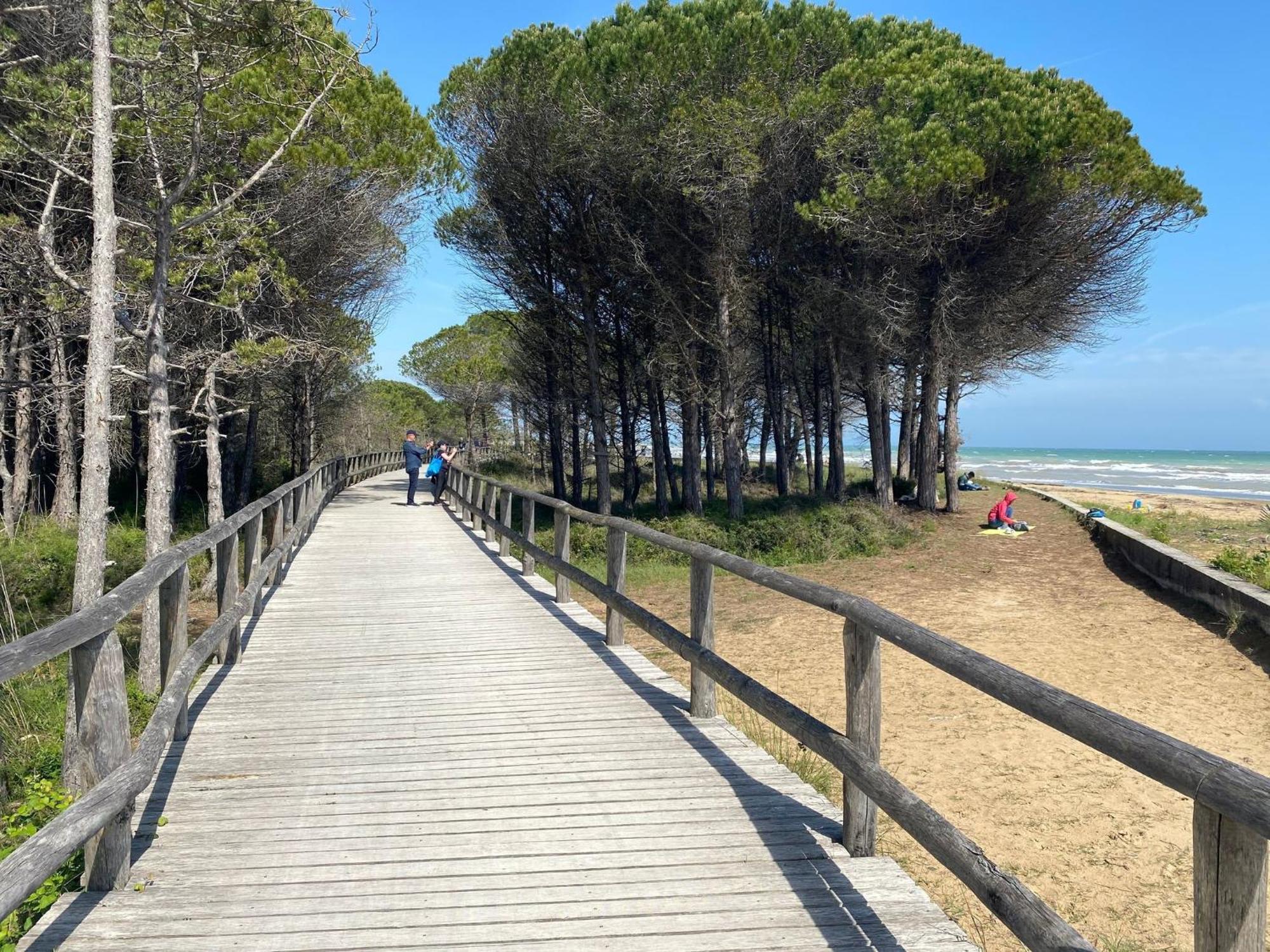Amazing Villa With Private Garden In Bibione Luaran gambar